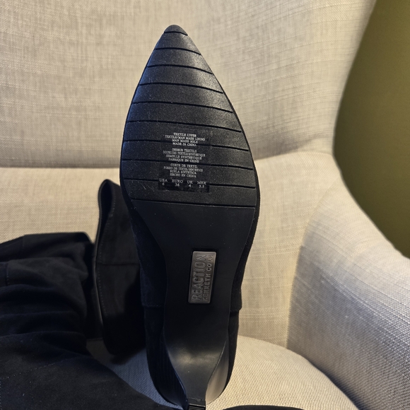 Reaction Kenneth Cole Black Slouchy Heeled Boots - Picture 5 of 8